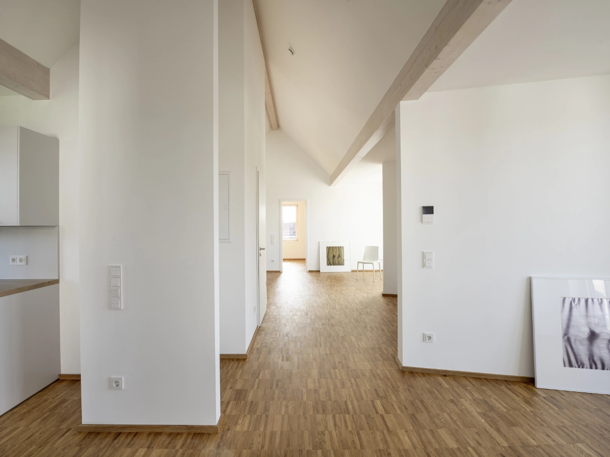 100-PB250625_Innen 2.jpg