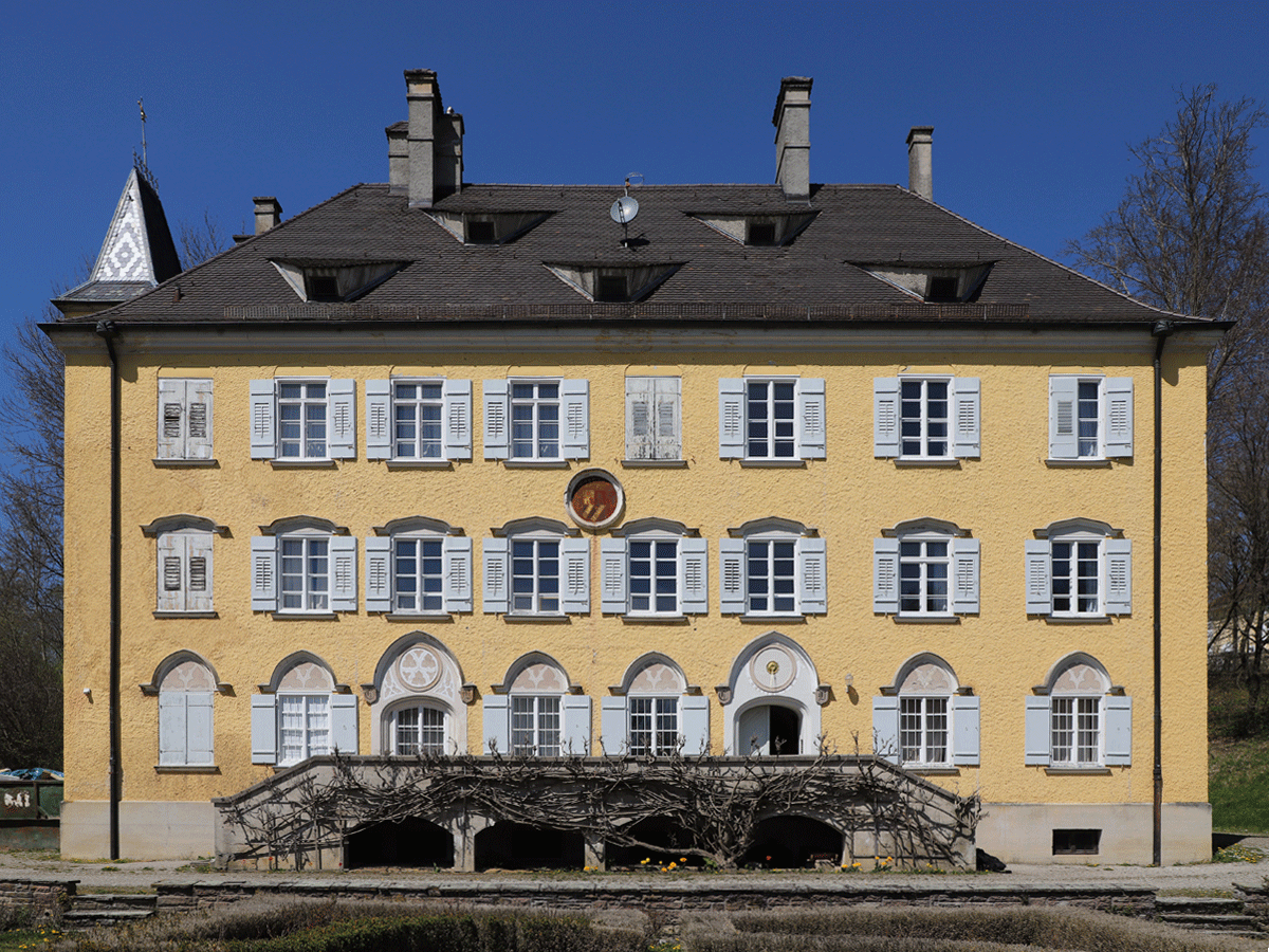 NAN_Schloss_Suedfassade.png